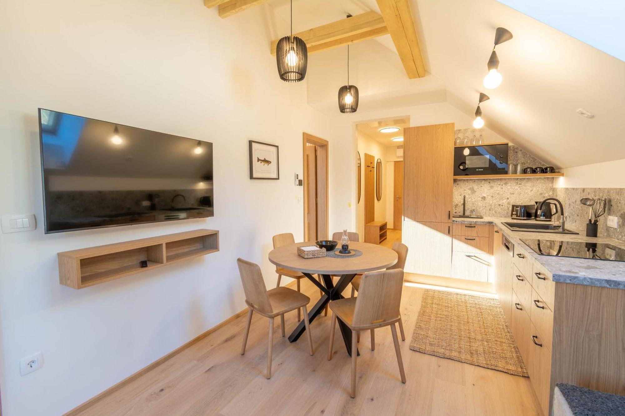 Lake Bled Apartments ภายนอก รูปภาพ